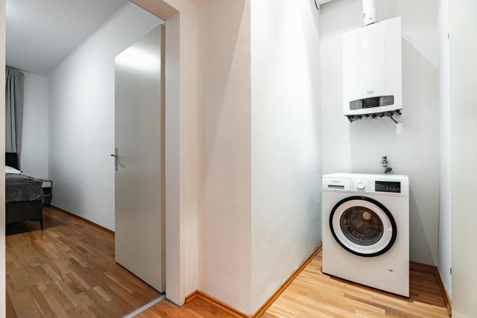 Spacious 3-Room Apt. 15 Min To The City Center ウィーン エクステリア 写真
